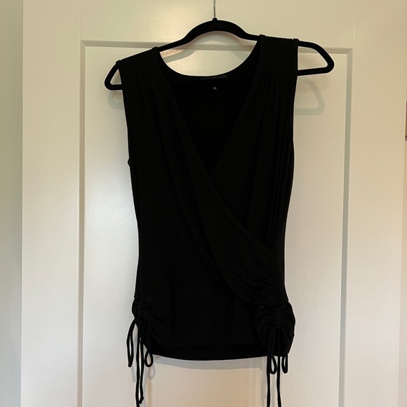 Karen Kane sleeveless faux wrap tank with side ties black XL - Picture 1 of 8